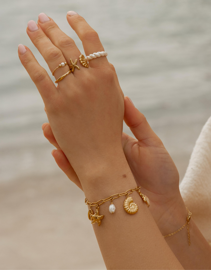 Pulsera Armeria: Elegancia en Armonía