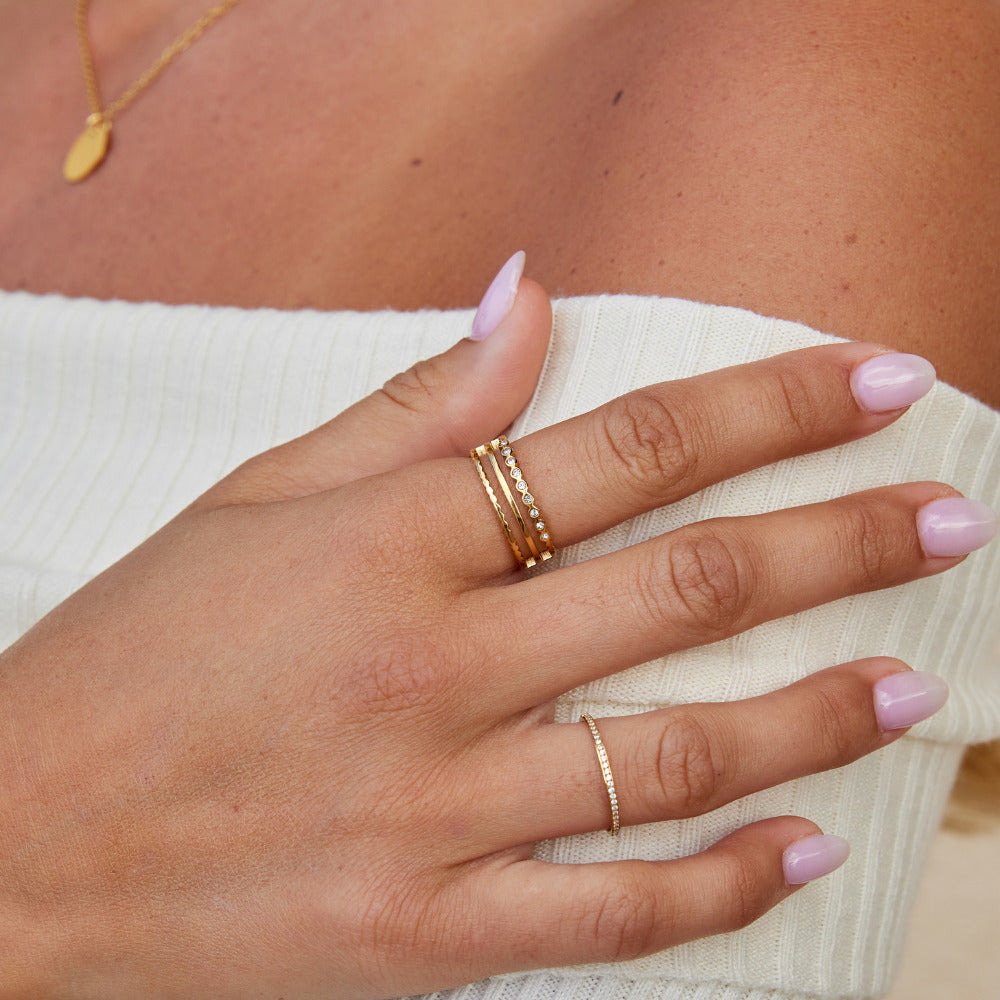 Anillo de Cristal Elowyn en Capas