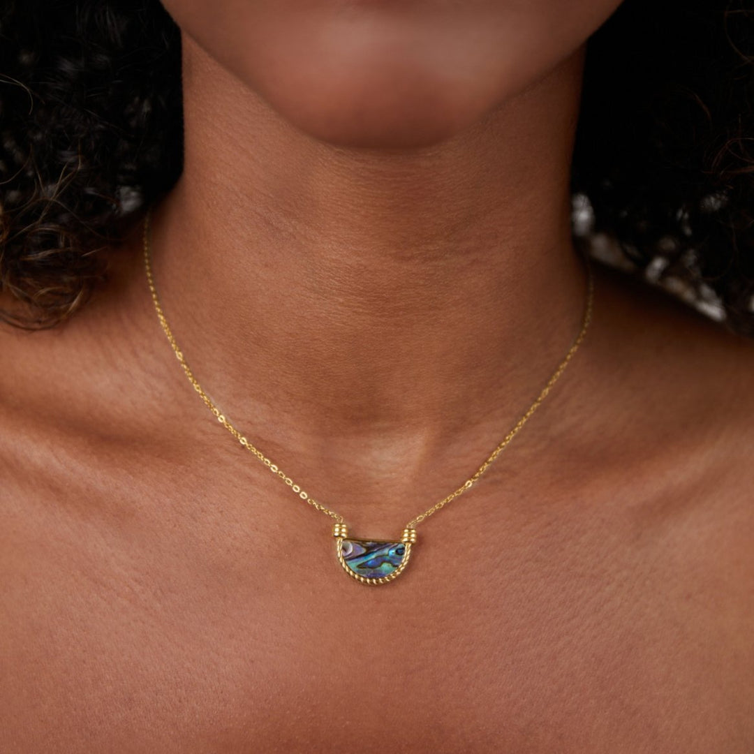 Collar de Concha Turquesa Amalfi