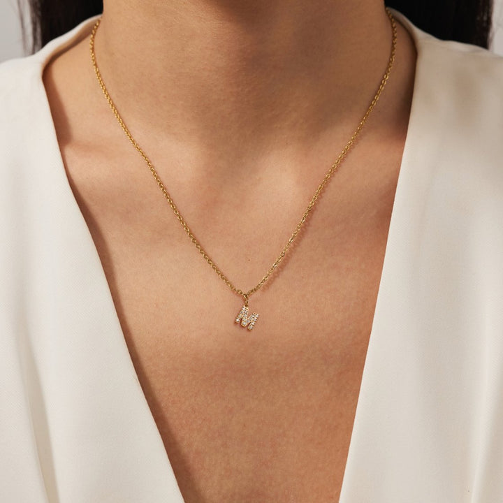 Collar con Guión Brillante