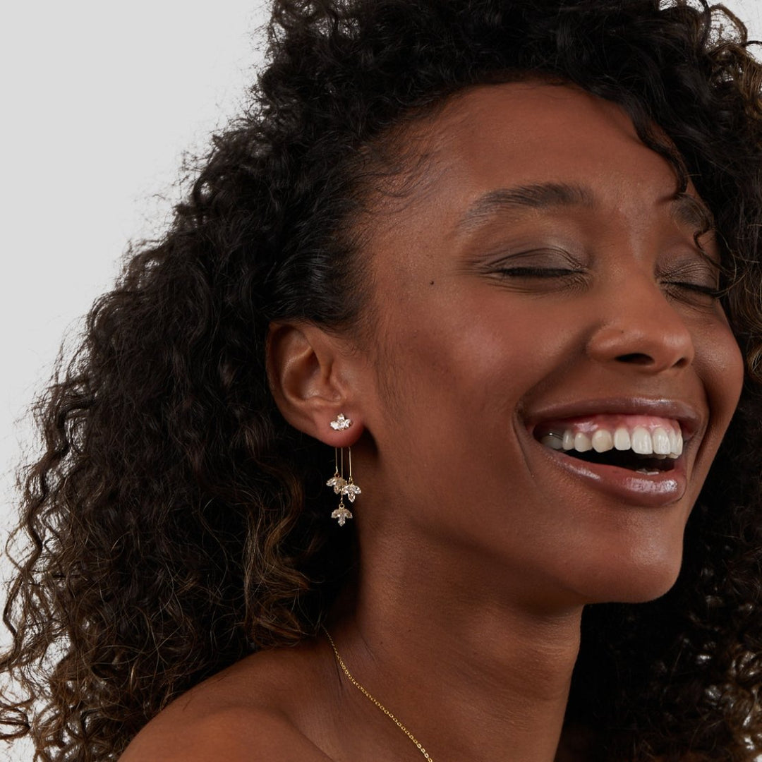 Pendientes Cascada de Loto Radiante