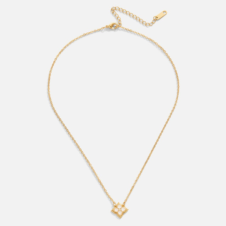 Collar Dalia Iris Blanco con Trébol