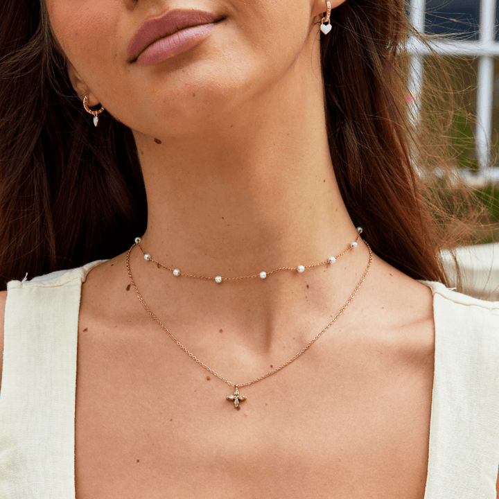 Collar de Pétalo de Cristal Elowyn