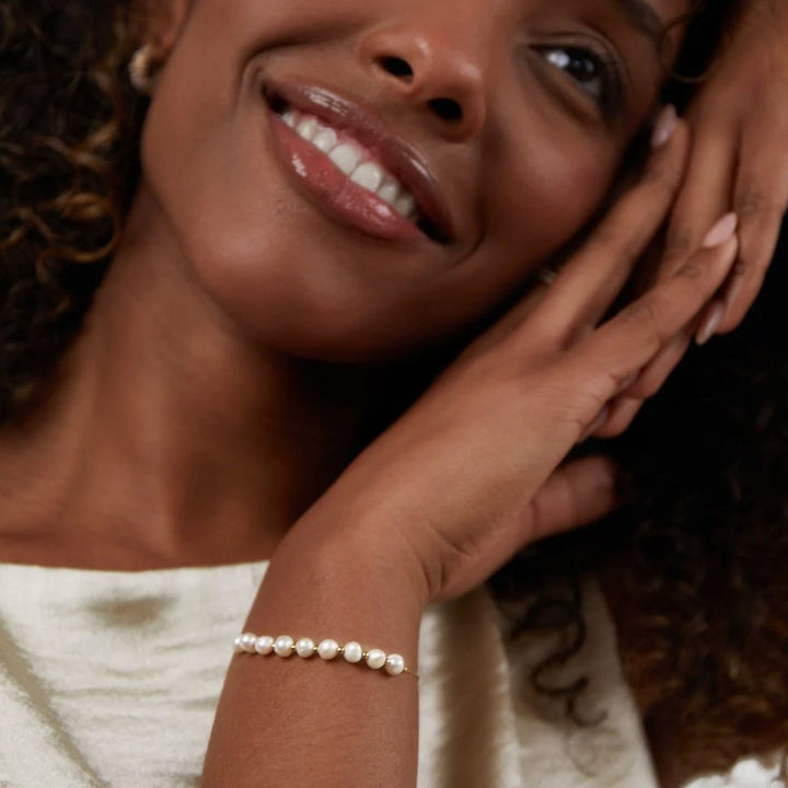 Armonía de Perlas Radiantes por Eva