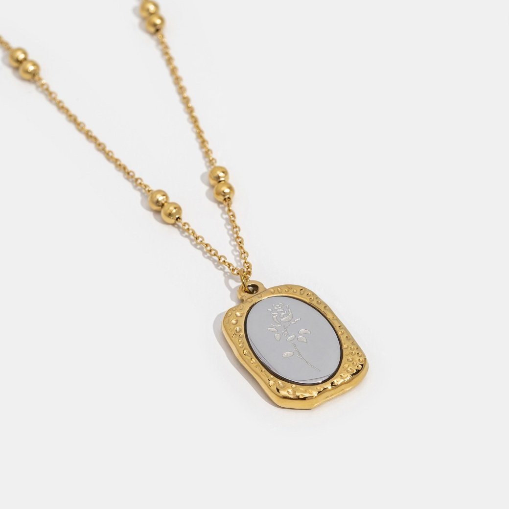 Collar de Rosa 'Amor Frágil'