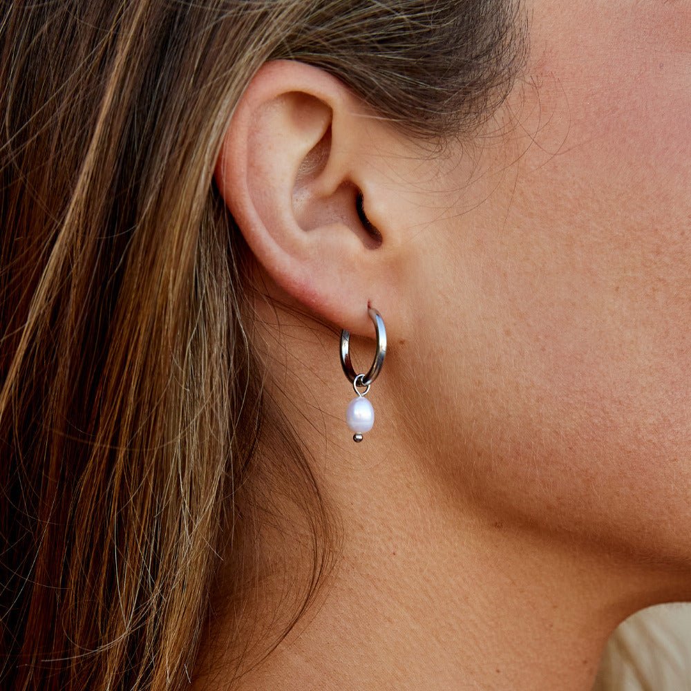 Pendientes de Aro de Plata Bella con Perla de Agua Dulce