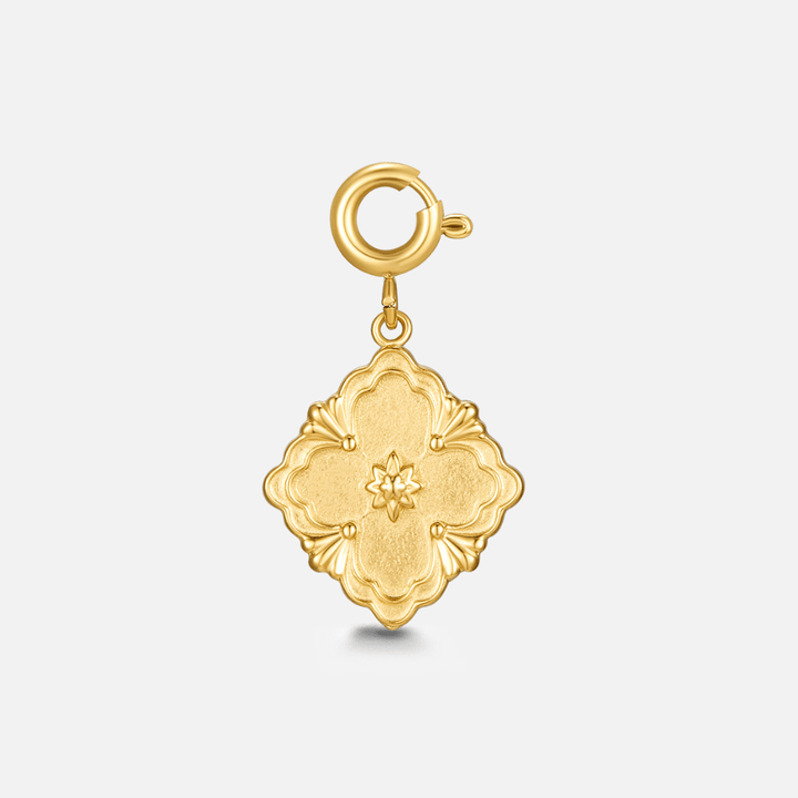 Encanto de Hoja de Trébol Dorado