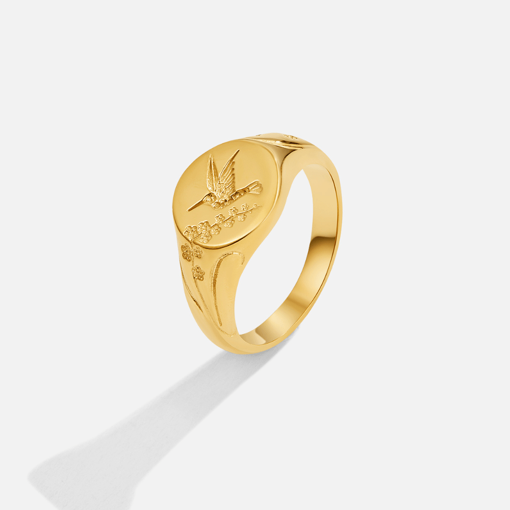 Anillo Signet de Colibrí Dorado