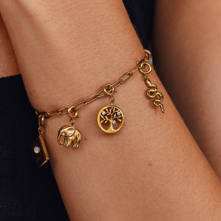 Encanto del Árbol de la Vida Dorado