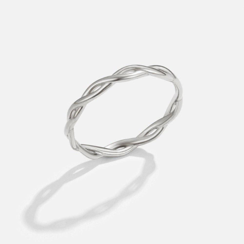 Anillo Infinito Retorcido en Plata
