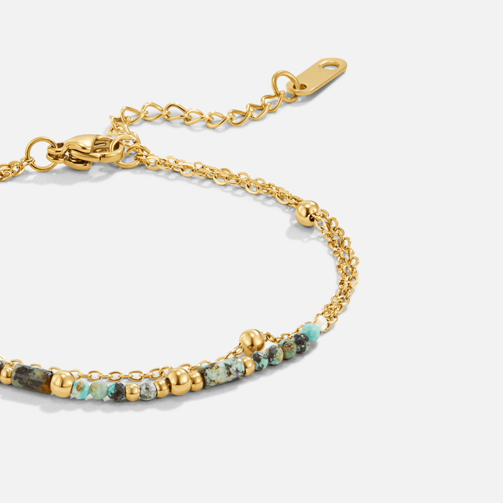 Pulsera de cuentas de piedra en capas