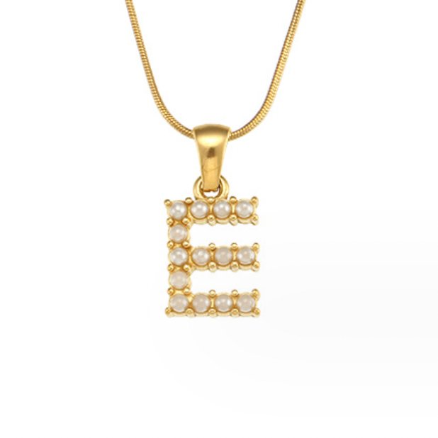 Collar con Charm de Perla en Letra