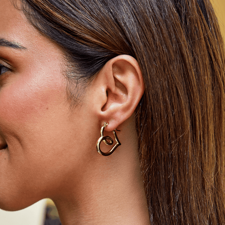 Pendientes de aro con corazón retorcido Lira