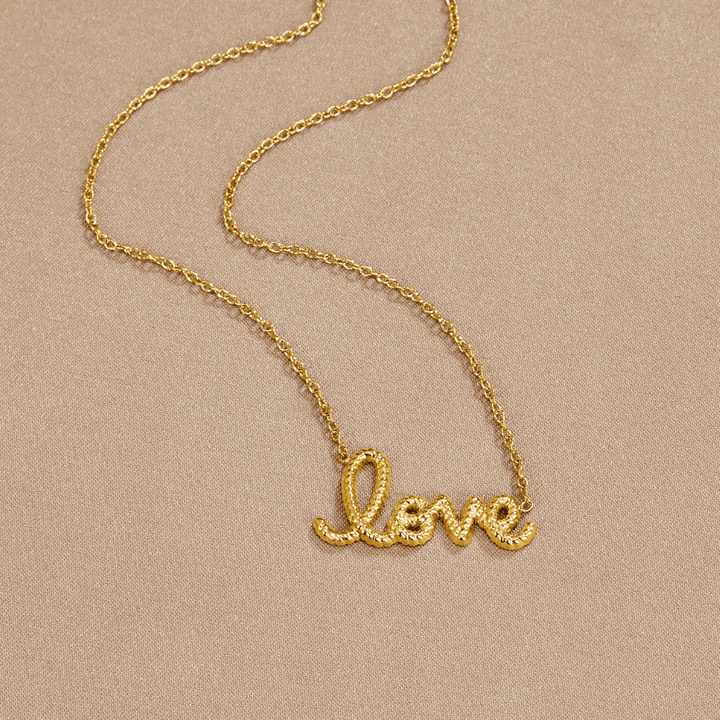 Collar con colgante "Amor"