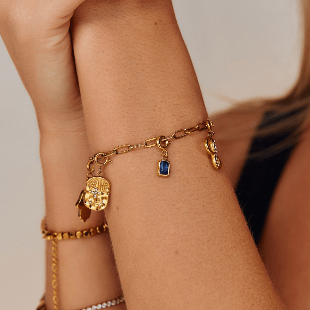 Encanto de Cristal Azul Místico