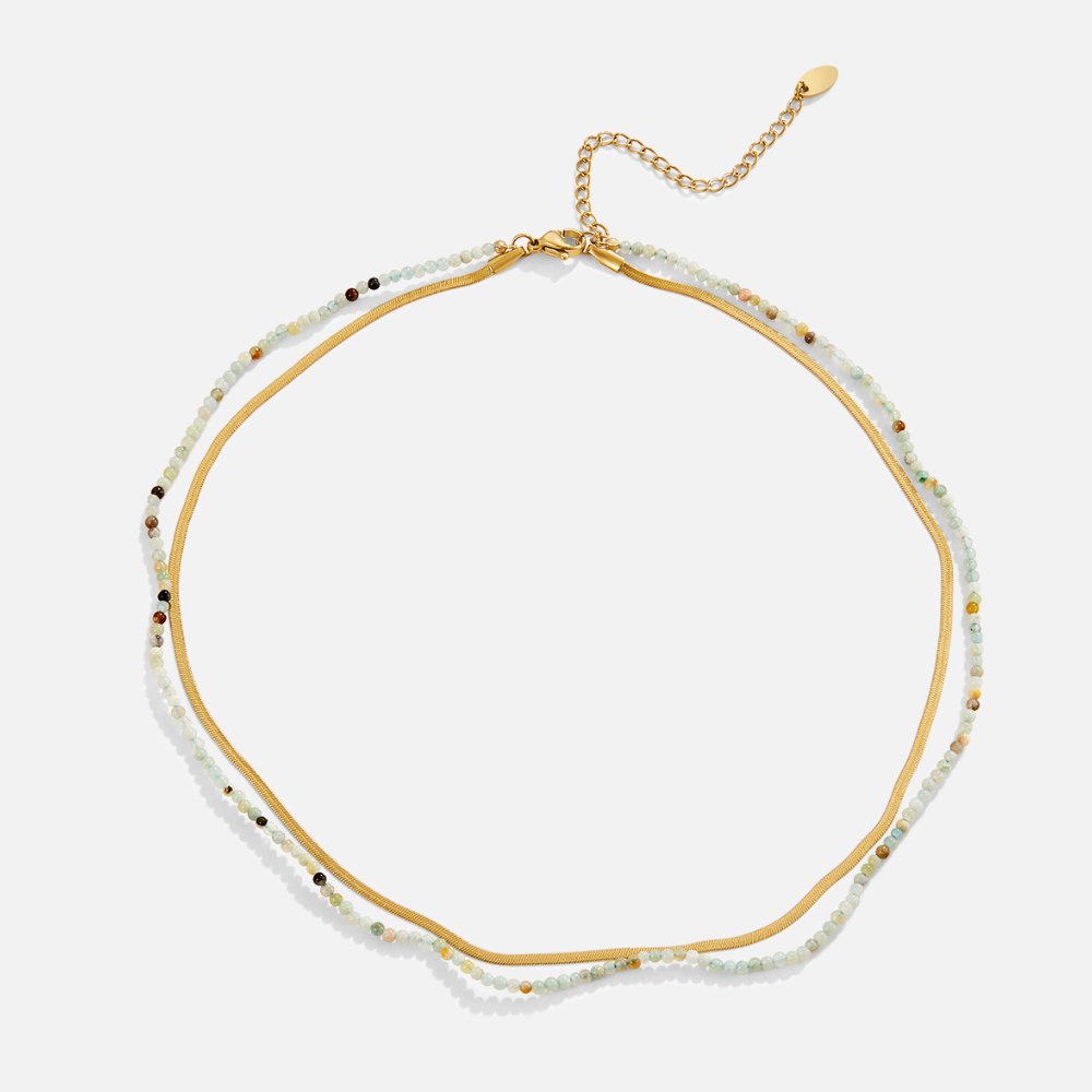 Collar en capas de cuentas de piedra Neesa
