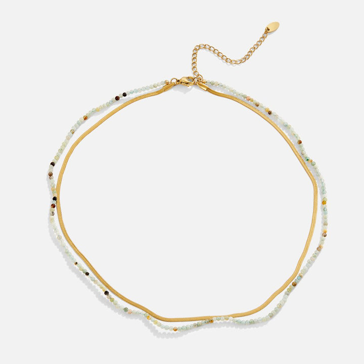 Collar en capas de cuentas de piedra Neesa