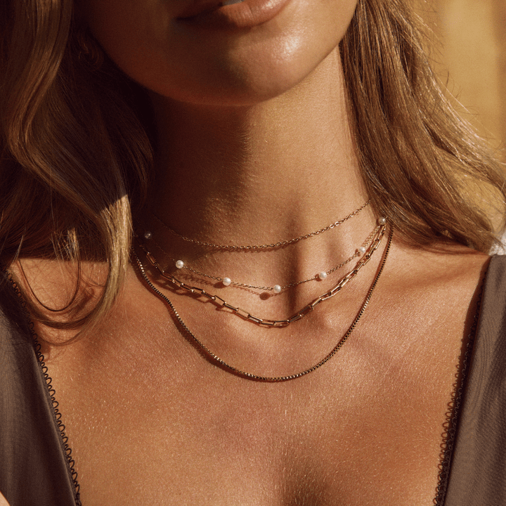 Collar de Perlas Nura de Oro de 18K