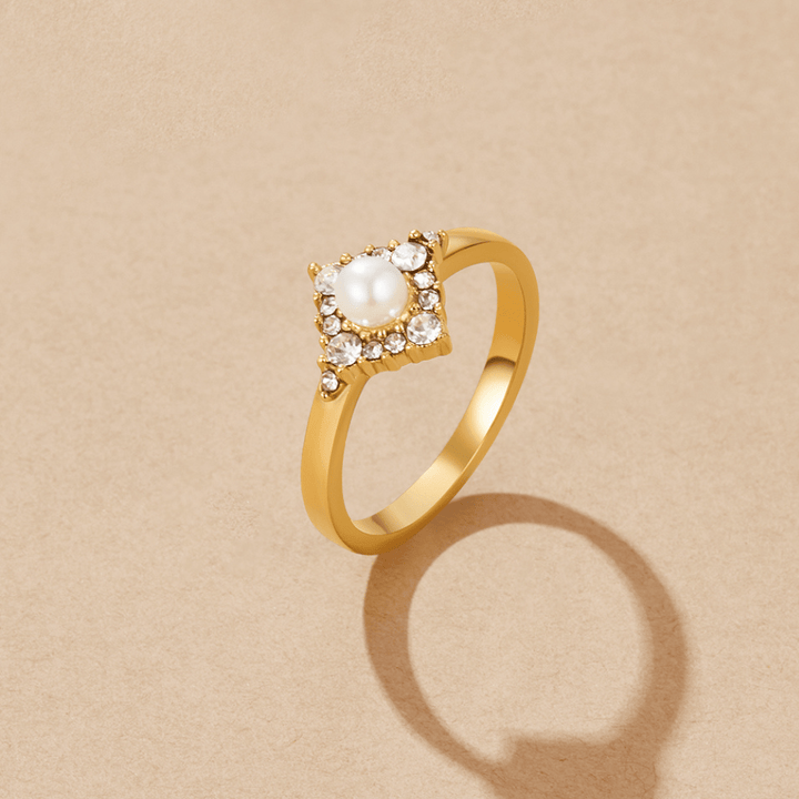 Anillo de Eternidad de Perla y Cristal