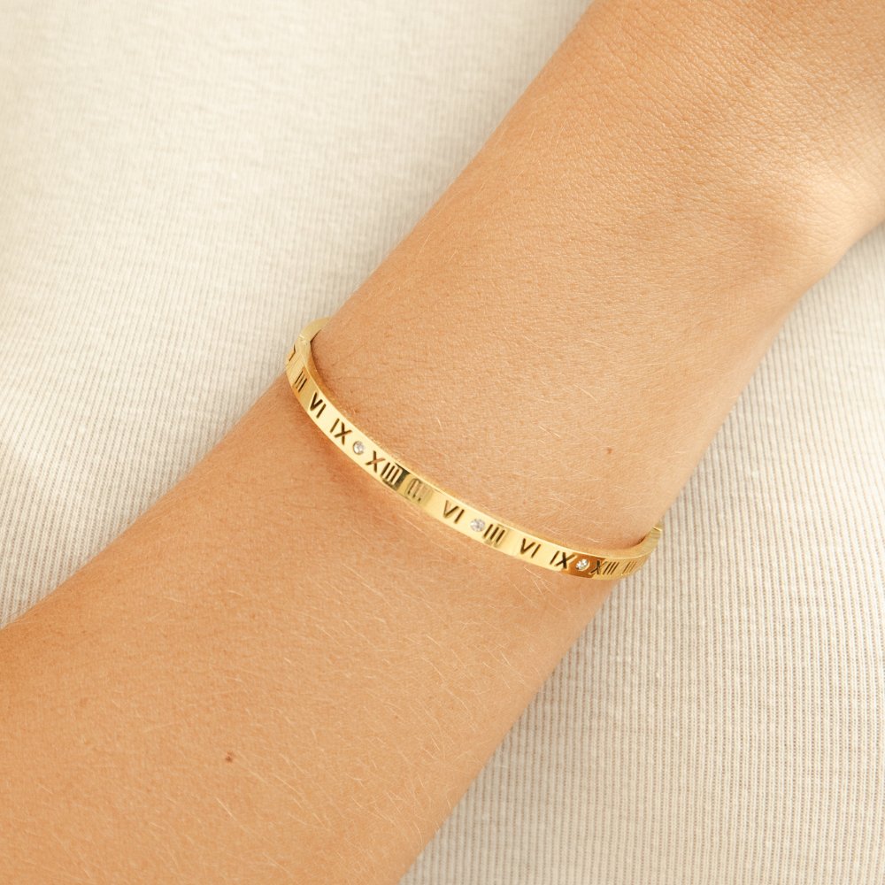 Brazalete de Oro Romano de 18K