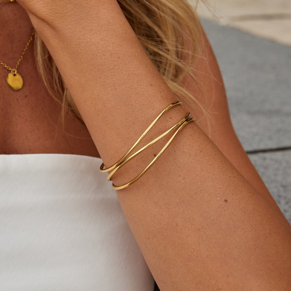 Brazalete Capas de Oro Sabrina