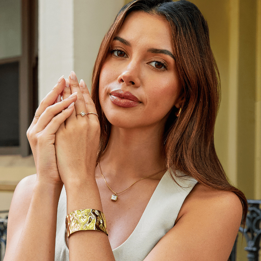 Anillo Sofía en forma de diamante