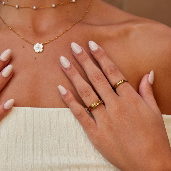 Anillo de Oro Torcido Mia