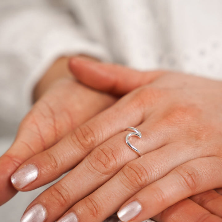 Anillo Susurro del Océano – Abraza las Vibras del Mar